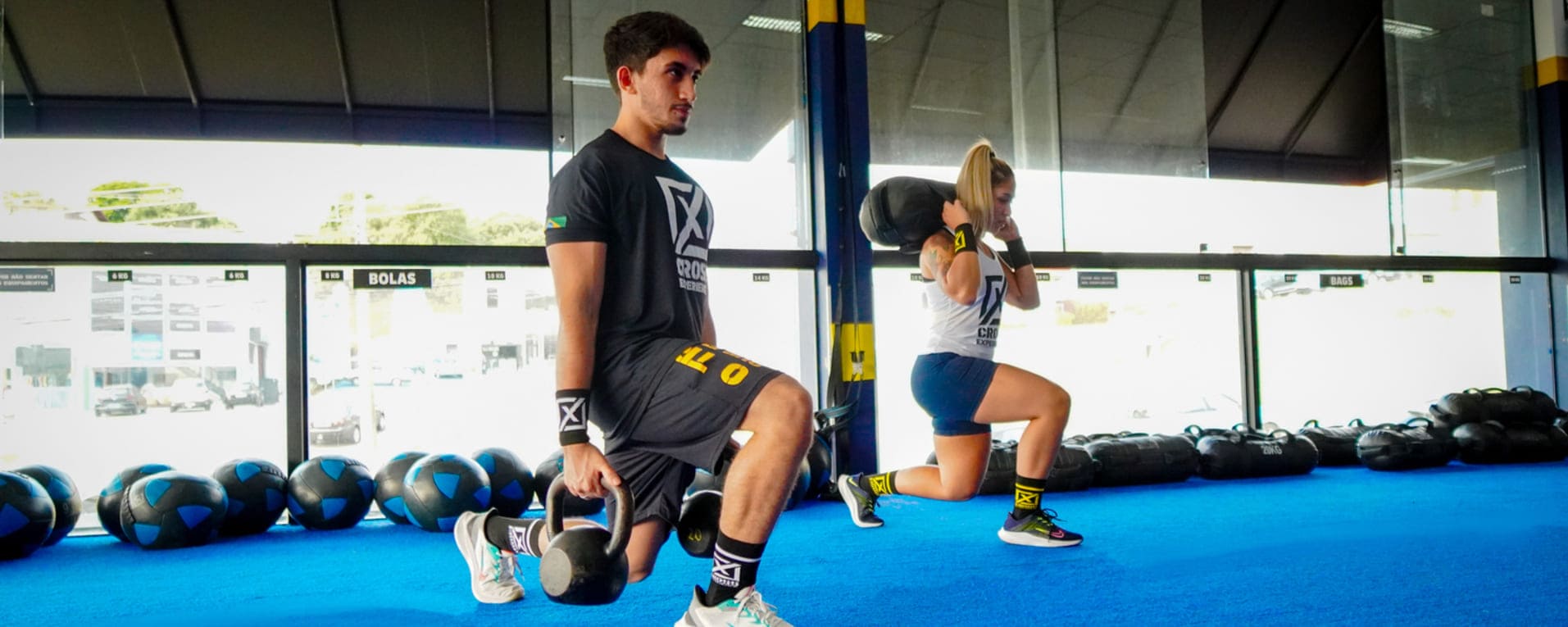 Home Box Cross Training Feminina com Barra Fixa